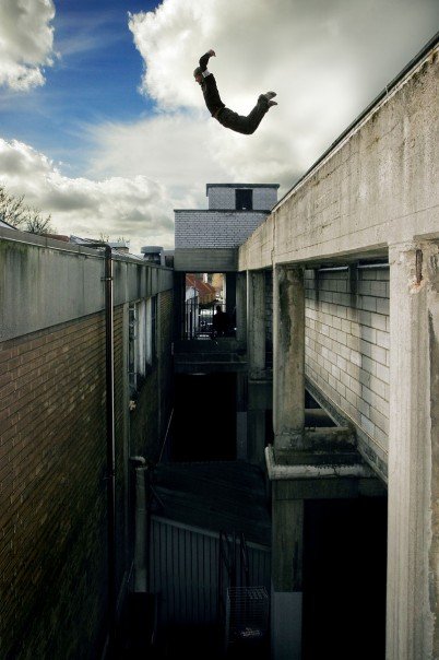 Parkour in Denmark - Martin Coops does precision drop.